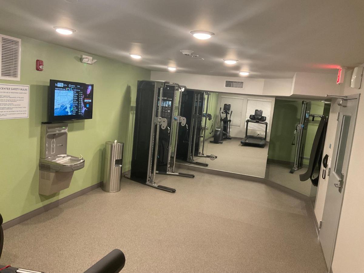 Woodspring Suites Detroit Sterling Heights Exteriör bild